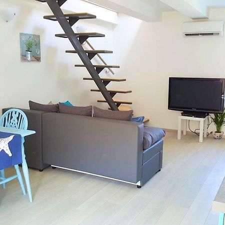 Apartment Vrbenka Vrbnik Eksteriør billede